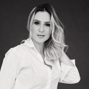 Meet your Posher, Ana cecília